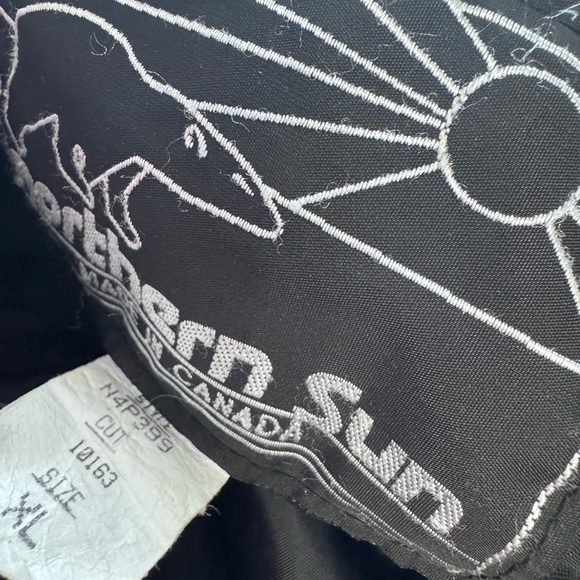 Women's Patterned Jacket - Picture 8 of 9